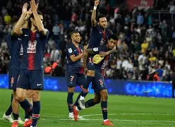 巴黎圣日耳曼法甲战胜朗斯姆巴佩点射命中的简单介绍